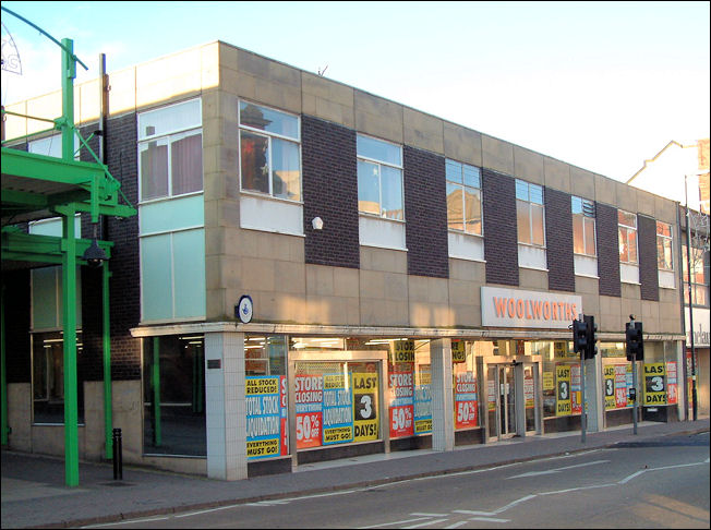 Longton Woolworths 2008